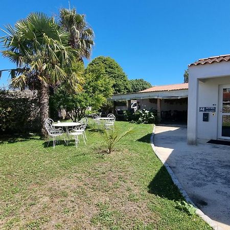 La Marie Galante Appart'Hotel Saint-Georges-d'Oleron Exteriör bild